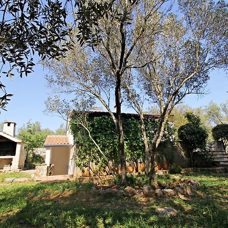 Guest House Beverin ซาลี ภายนอก รูปภาพ