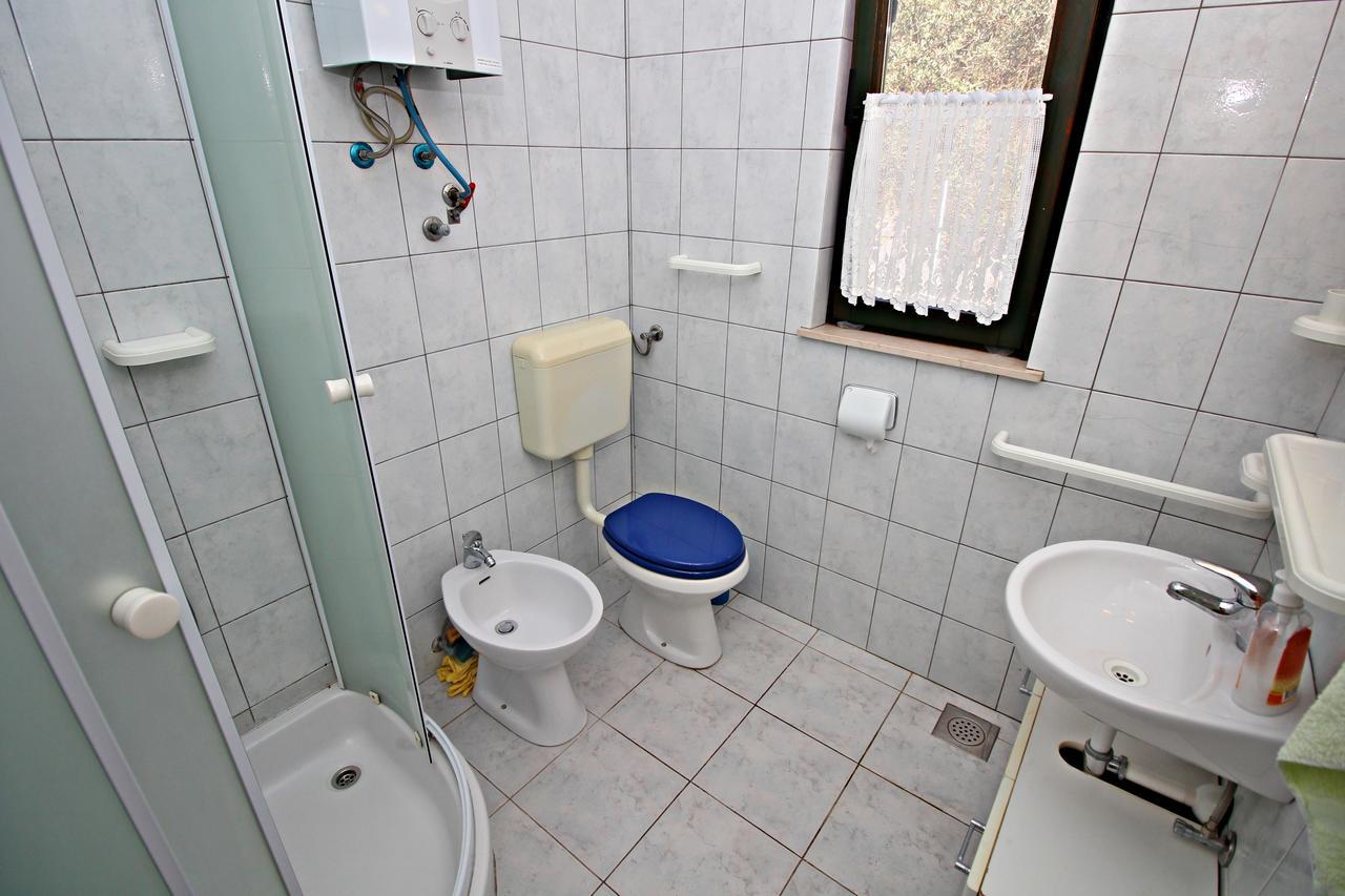 Guest House Beverin ซาลี ภายนอก รูปภาพ