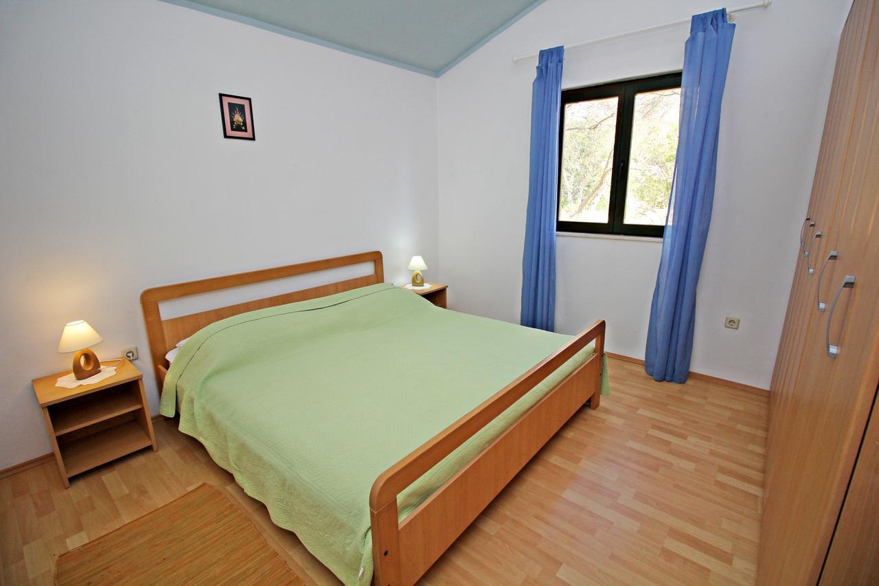 Guest House Beverin ซาลี ภายนอก รูปภาพ