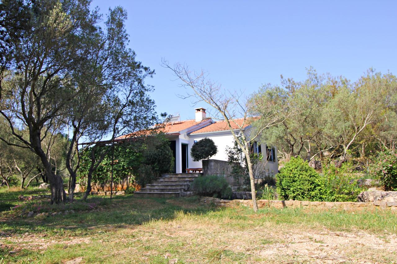 Guest House Beverin ซาลี ภายนอก รูปภาพ
